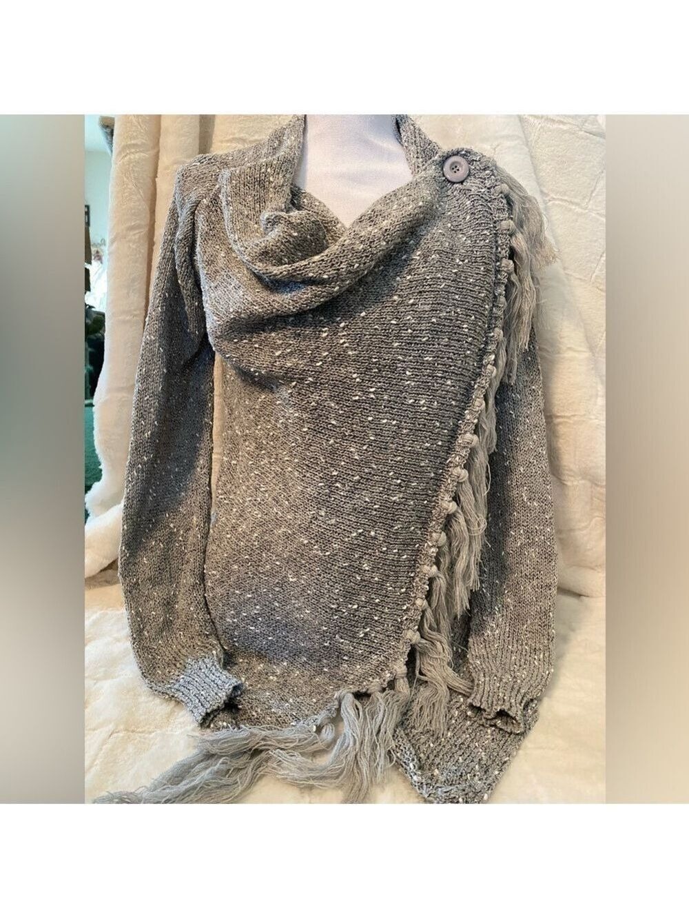 Gray Sweater by Ceasikery.Cardigan Loose Sweater Tassel Jacket Poncho.Small New